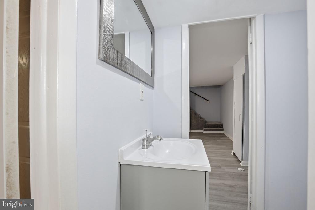 51st Ave, College Park, MD 20740
