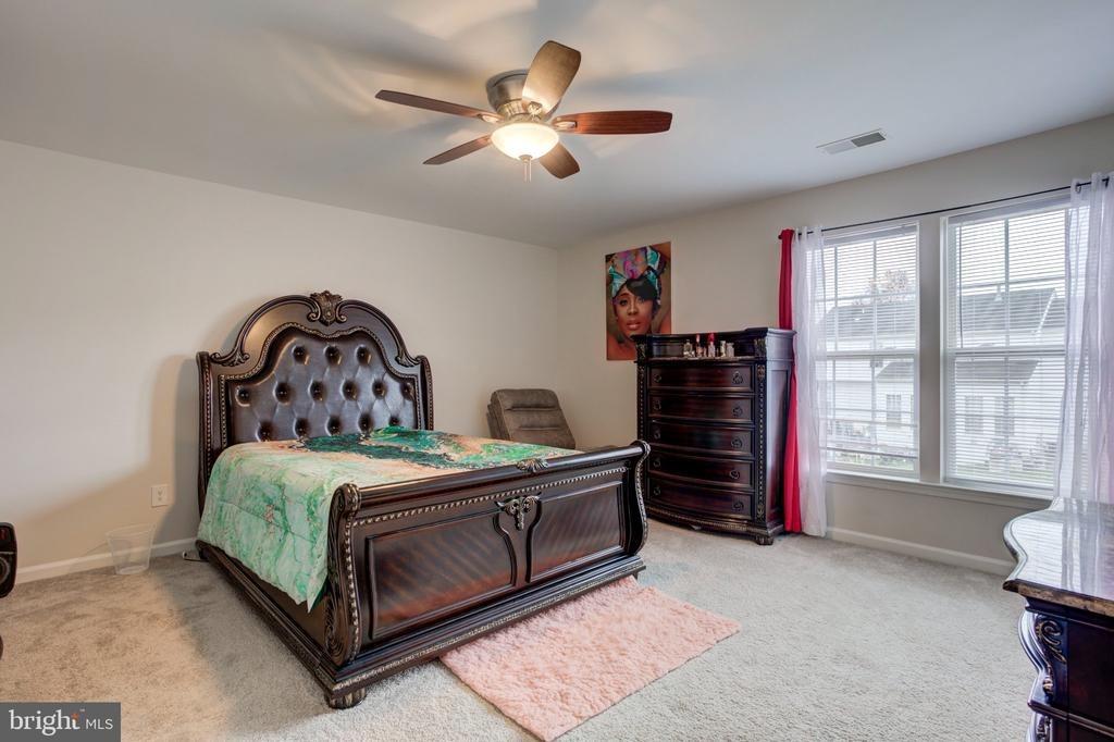 Windbreak Dr, Fredericksburg, VA 22407