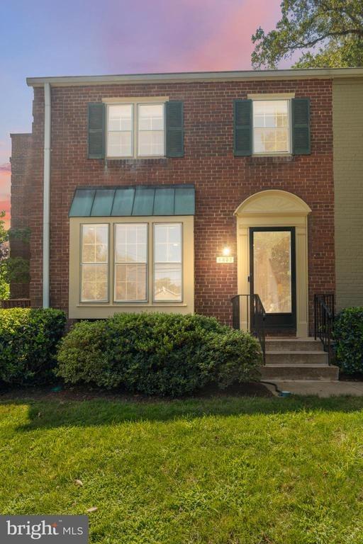 Bradley Blvd, Chevy Chase, MD 20815