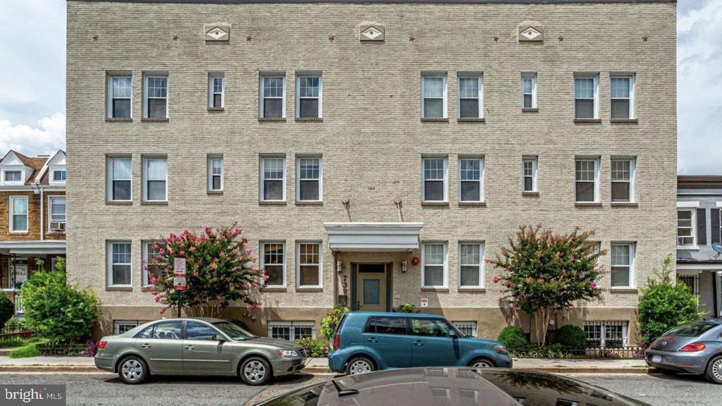 Newton Pl Nw, Washington, DC 20010