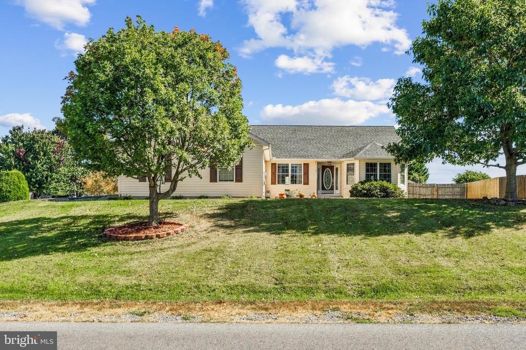 Knox Dr, Hedgesville, WV 25427