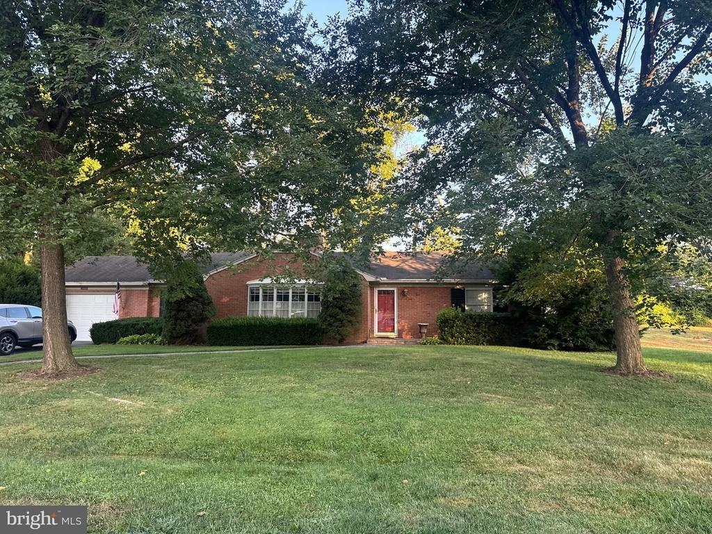 Woodburn Dr, Hagerstown, MD 21742