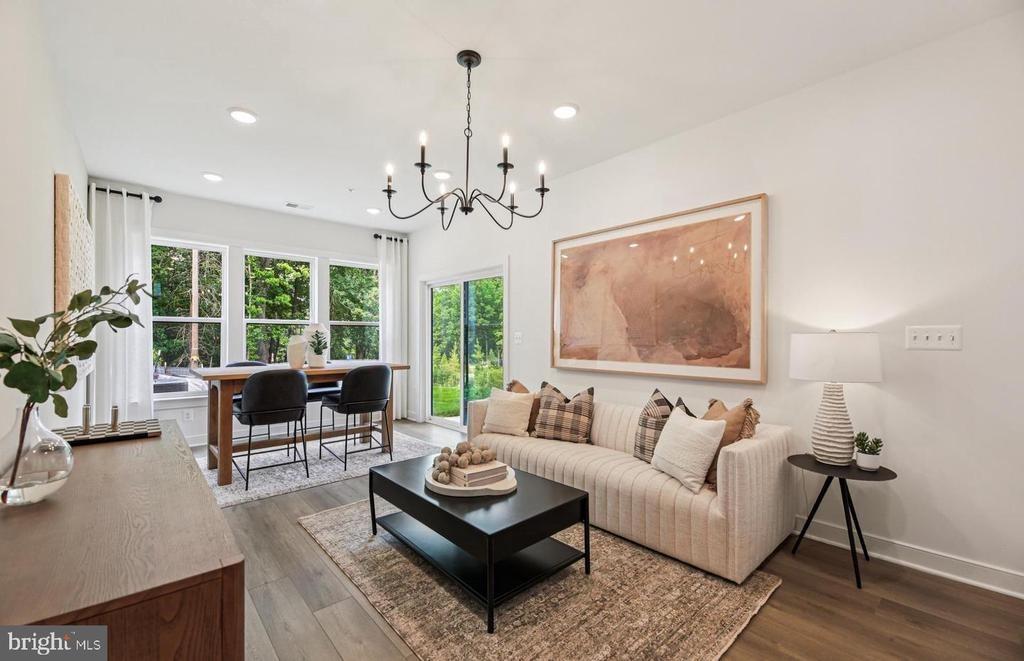 Crested Wood Dr, Laurel, MD 20724