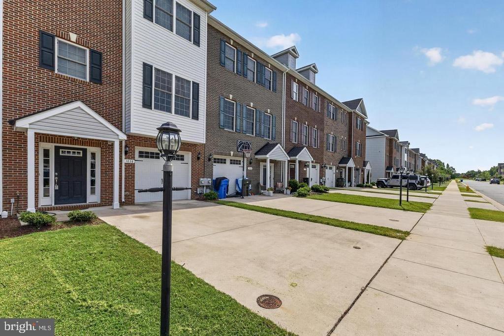 Rye Dr, La Plata, MD 20646