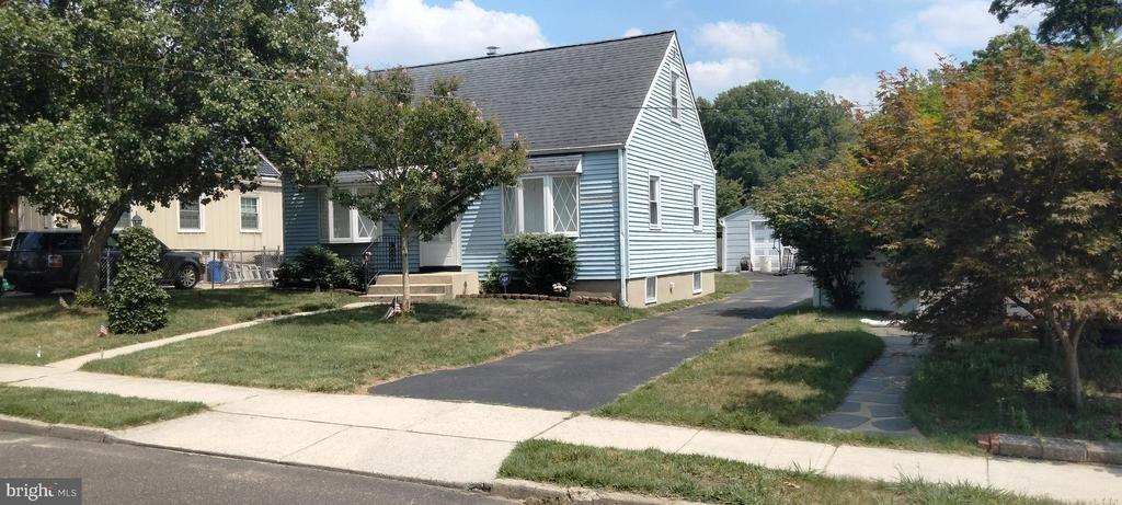 Center Ave, Runnemede, NJ 08078