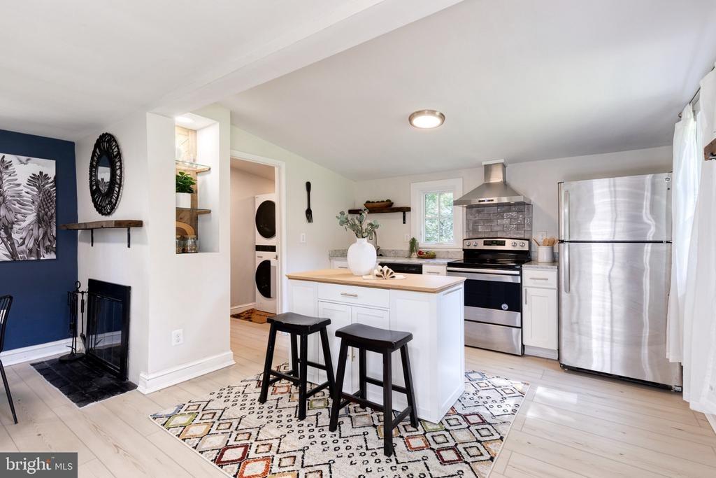 Kenford Rd, Baltimore, MD 21209