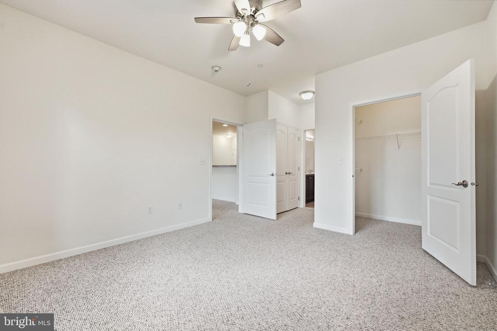 Carson Ter, Huntingdon Valley, PA 19006