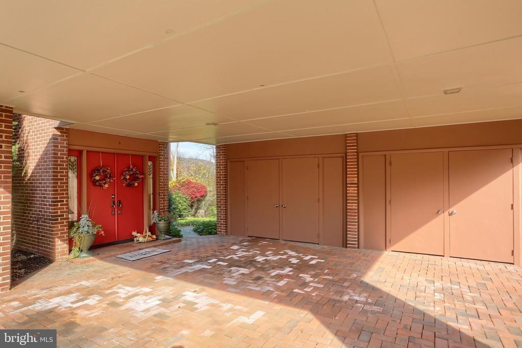 Kirkwood Rd, Harrisburg, PA 17110