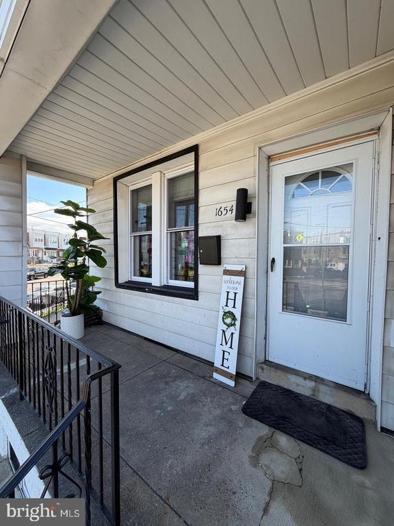 E Lycoming St, Philadelphia, PA 19124
