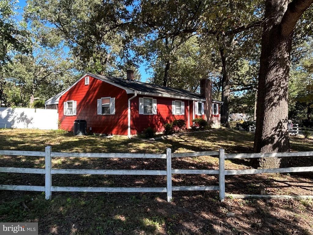 Linden Ave, Pasadena, MD 21122