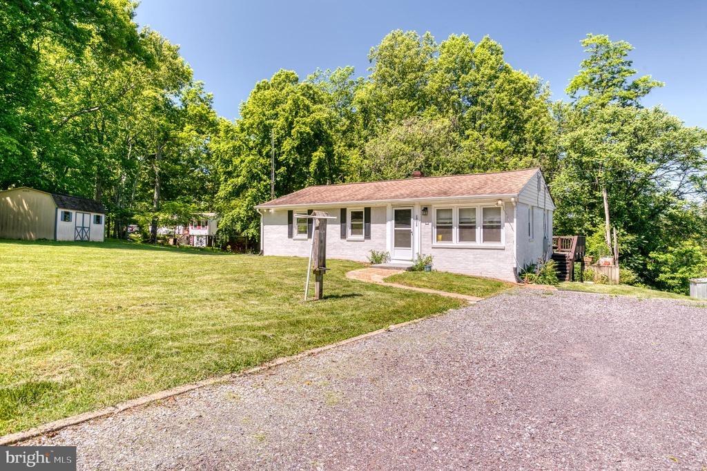 Fox Mountain Ln, Culpeper, VA 22701