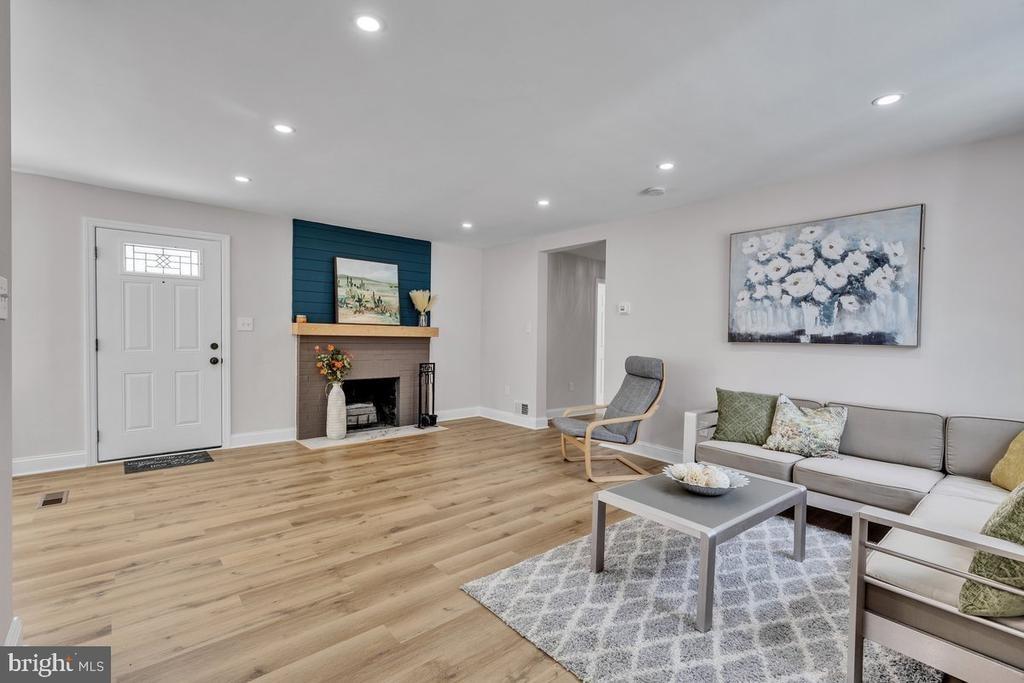 Inwood St, Cheverly, MD 20785