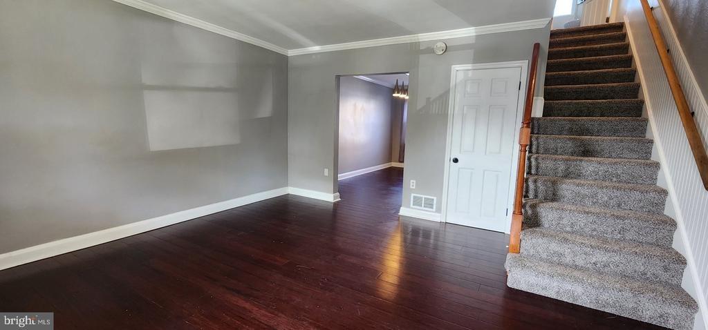 Riverthorn Rd, Middle River, MD 21220