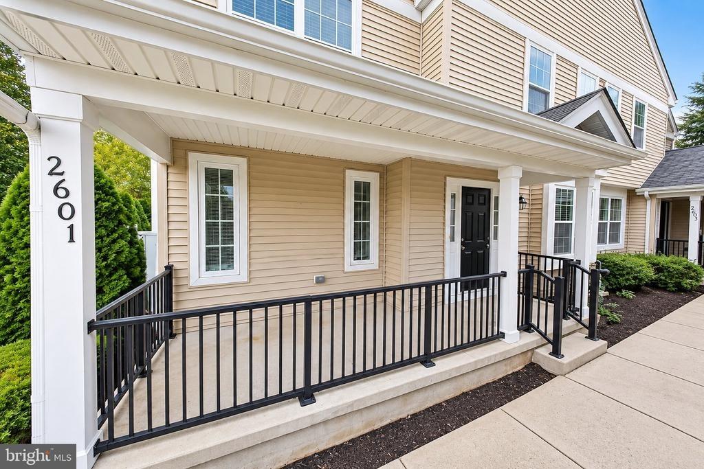 Lexington Mews, Swedesboro, NJ 08085