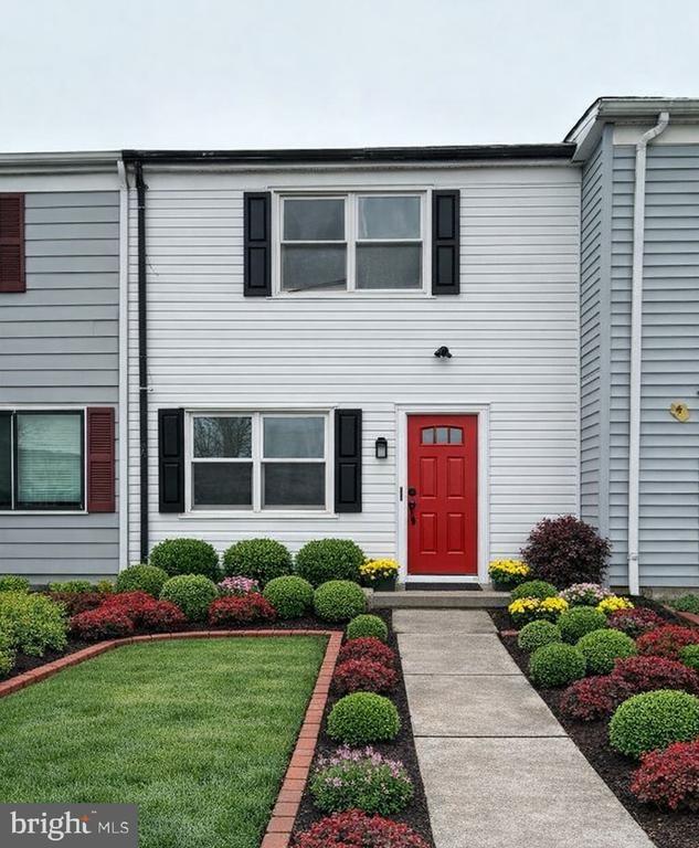 Clover Ct, Taneytown, MD 21787