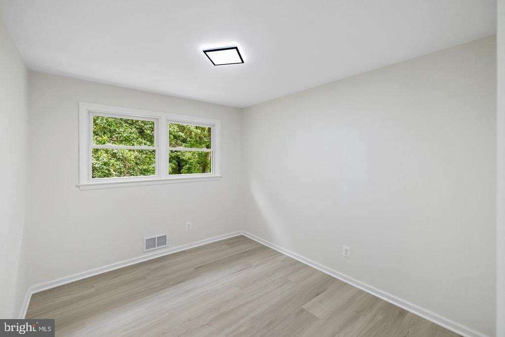 Hathaway Dr, Silver Spring, MD 20906