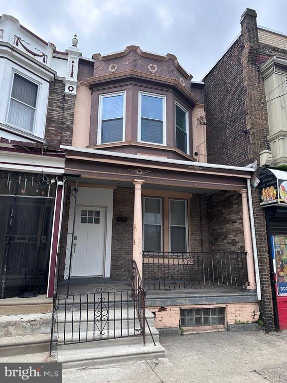 W Jefferson St, Philadelphia, PA 19131
