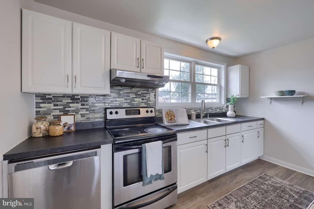Oak Hill Dr, Middletown, PA 17057