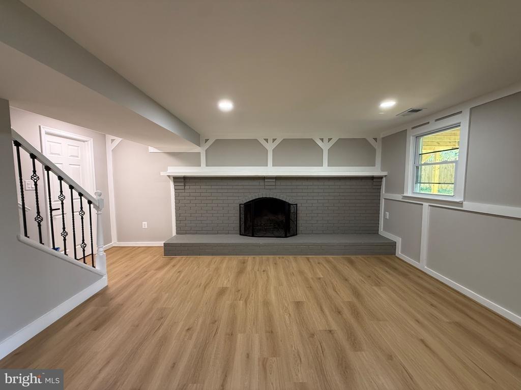 Colorado Springs Dr, Springfield, VA 22153