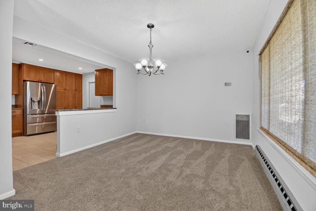 Fitzhugh Ln, Silver Spring, MD 20906