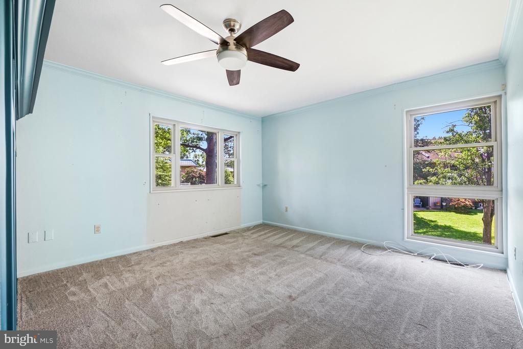Chiswick Ct, Silver Spring, MD 20906