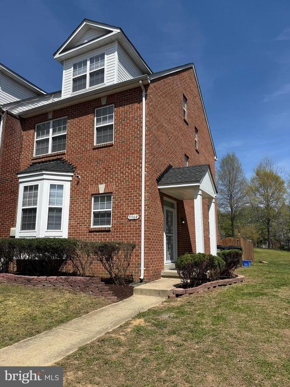 Morristown Pl, Waldorf, MD 20603