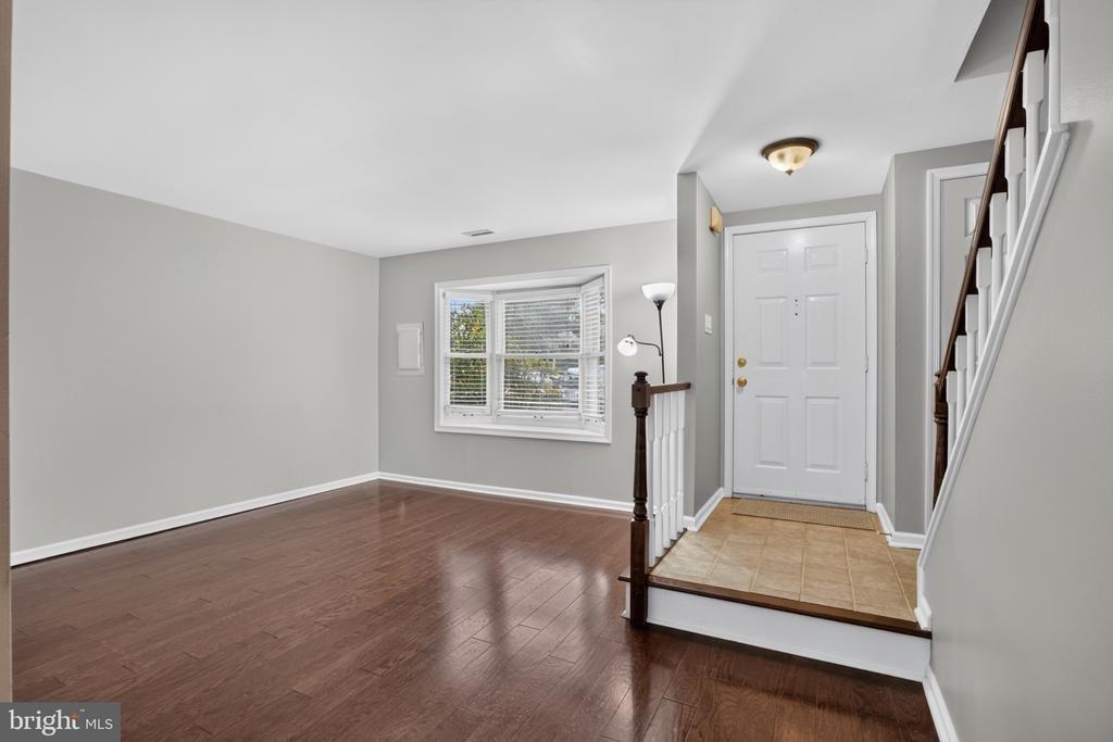 Meadow Ct, Glen Mills, PA 19342