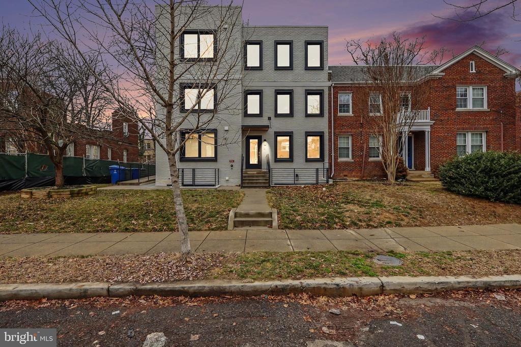 40th Pl Nw, Washington, DC 20007