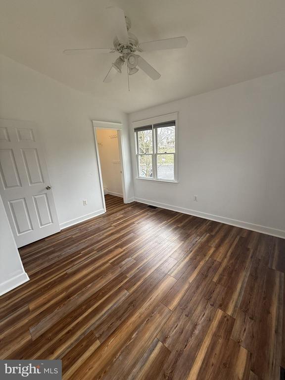 Knightsbridge Dr, Hagerstown, MD 21740
