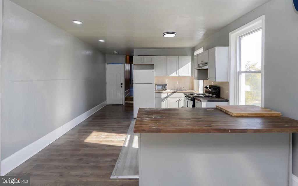 N 22nd St, Philadelphia, PA 19121