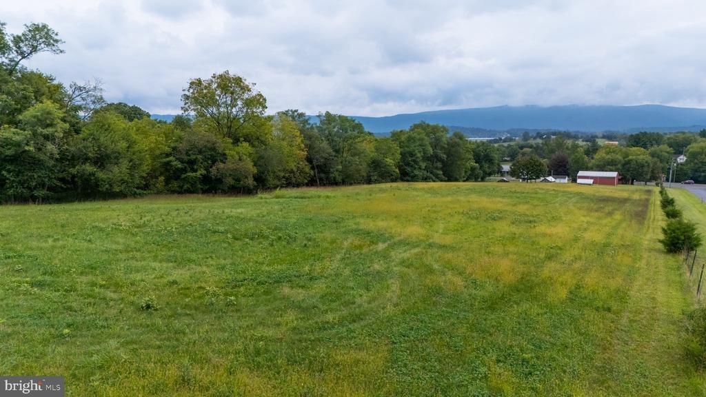 N Valley Pike, Rockingham, VA 22802