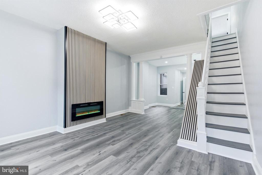 N Myrtlewood St, Philadelphia, PA 19132
