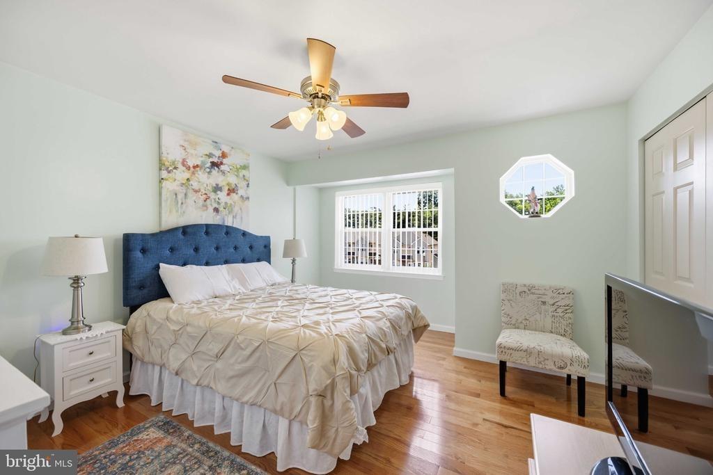 Limekiln Pike, Glenside, PA 19038