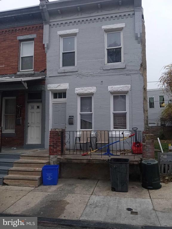 N Myrtlewood St, Philadelphia, PA 19132