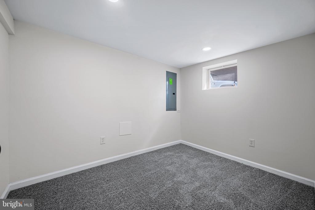 Sefton Ave, Baltimore, MD 21214