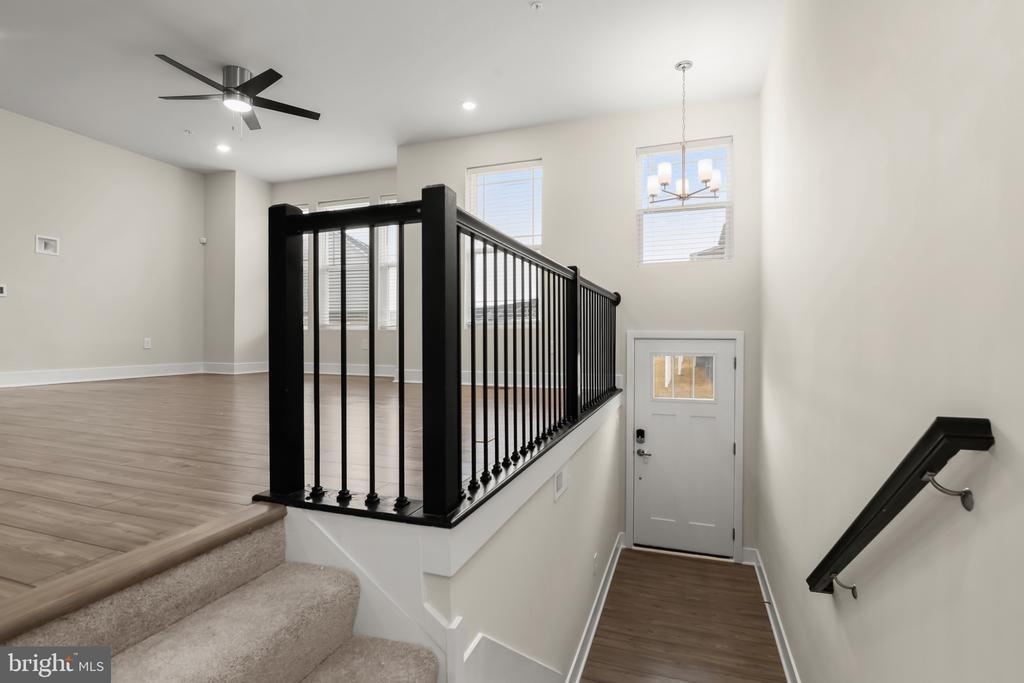 Sweetbay Rd, Essex, MD 21221