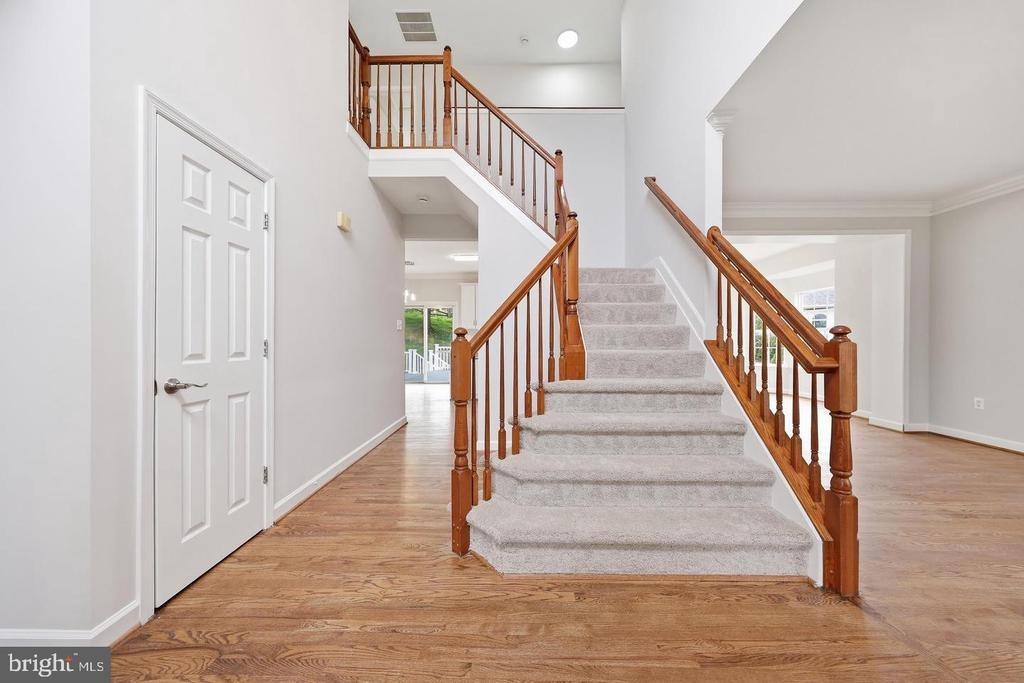Iverson Ter N, Frederick, MD 21701