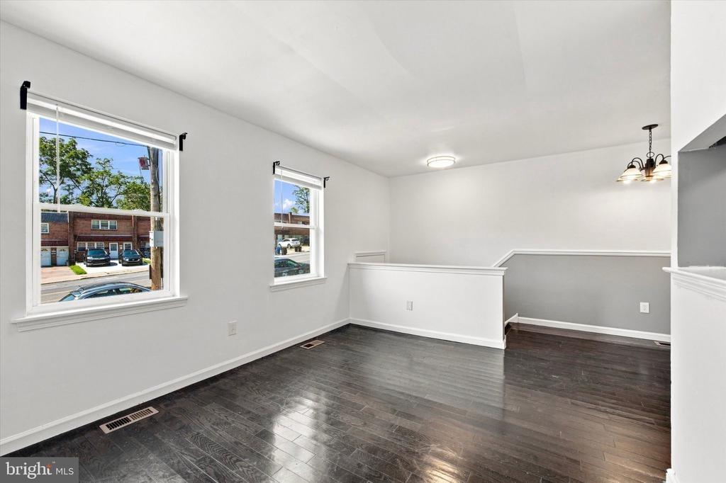 Morrell Ave, Philadelphia, PA 19114