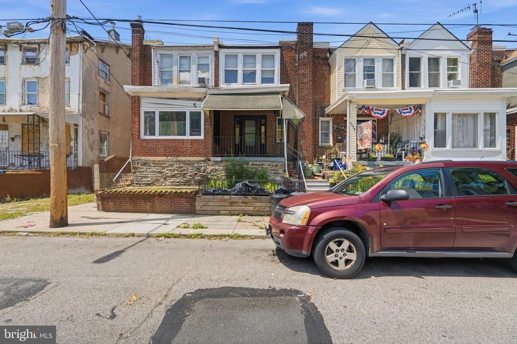 N Beechwood St, Philadelphia, PA 19138