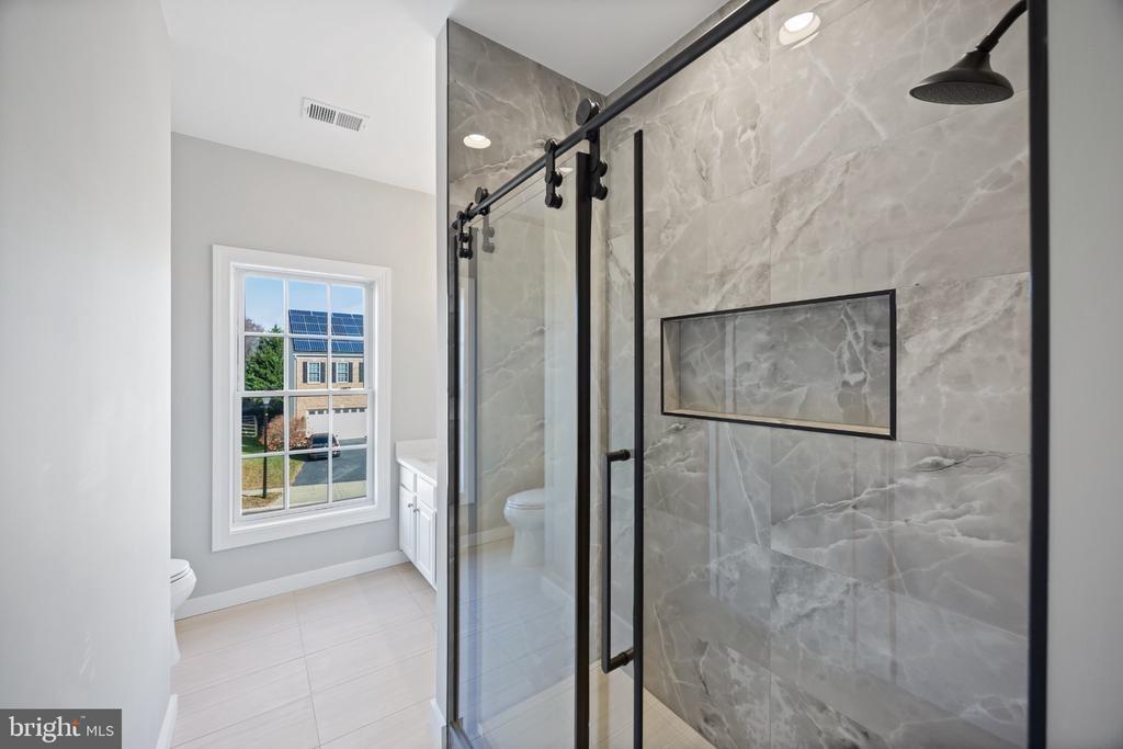Hennepin Ct, Hanover, MD 21076