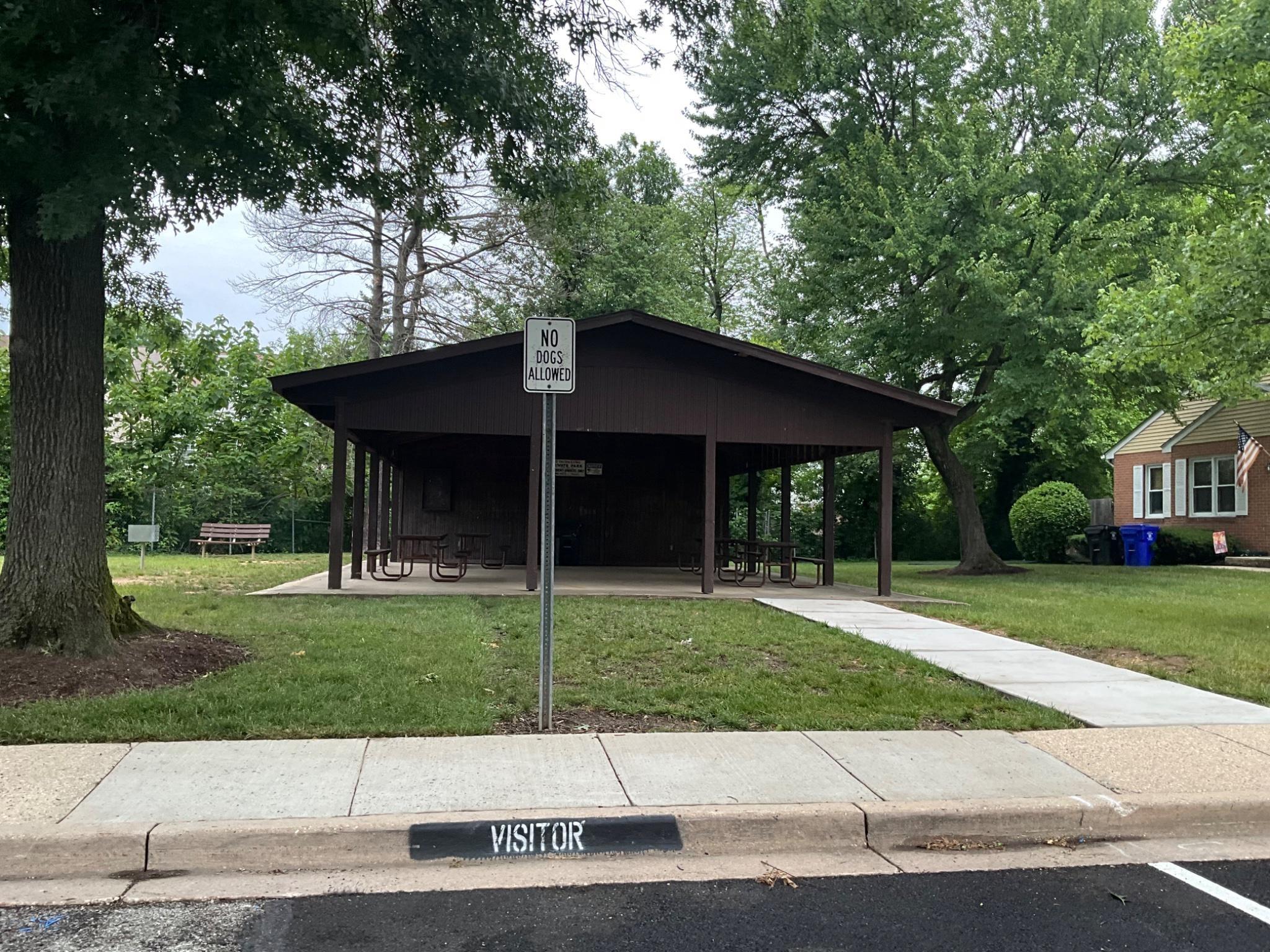 Laurel Oaks Ln, Laurel, MD 20707