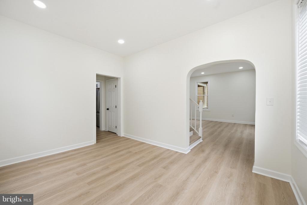 E Alder St, Oakland, MD 21550