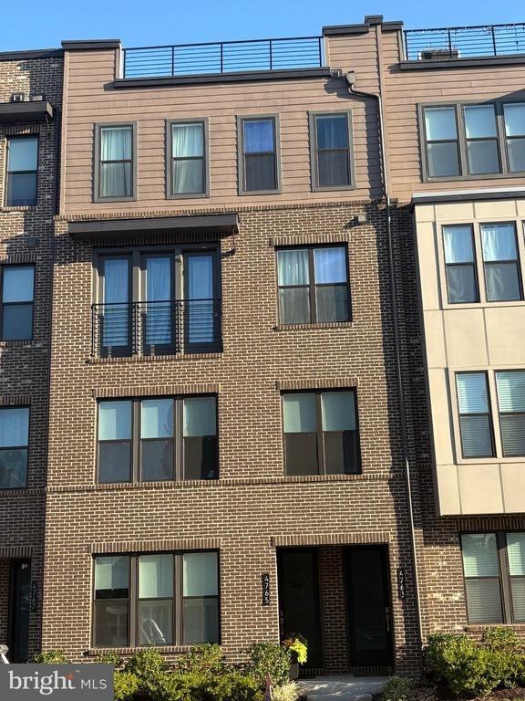 Tatum Mill Way, Chantilly, VA 20151
