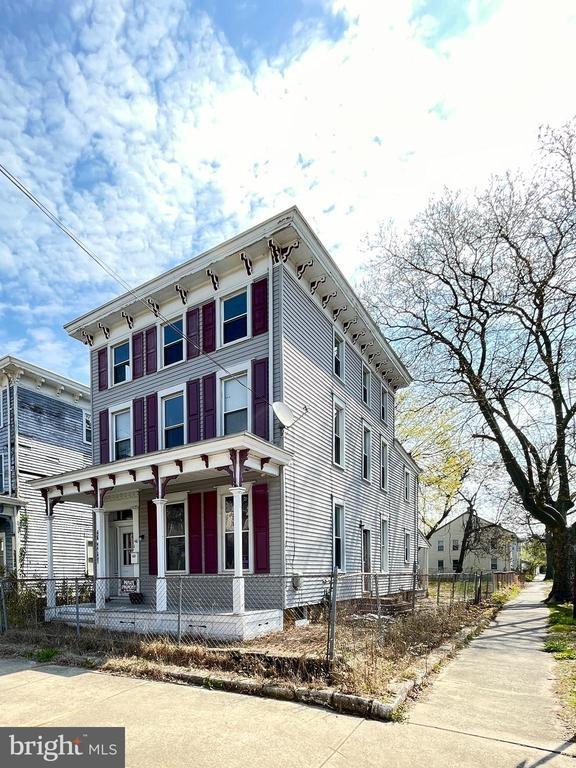 Walnut St, Salem, NJ 08079