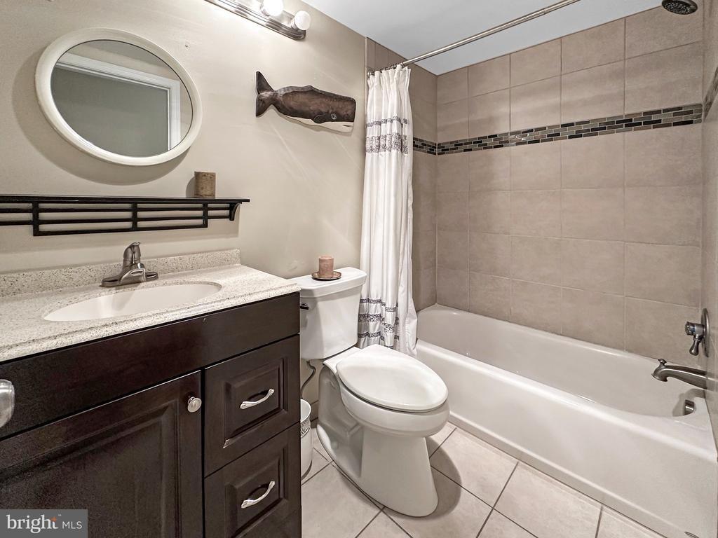 Silverwood Cir, Annapolis, MD 21403