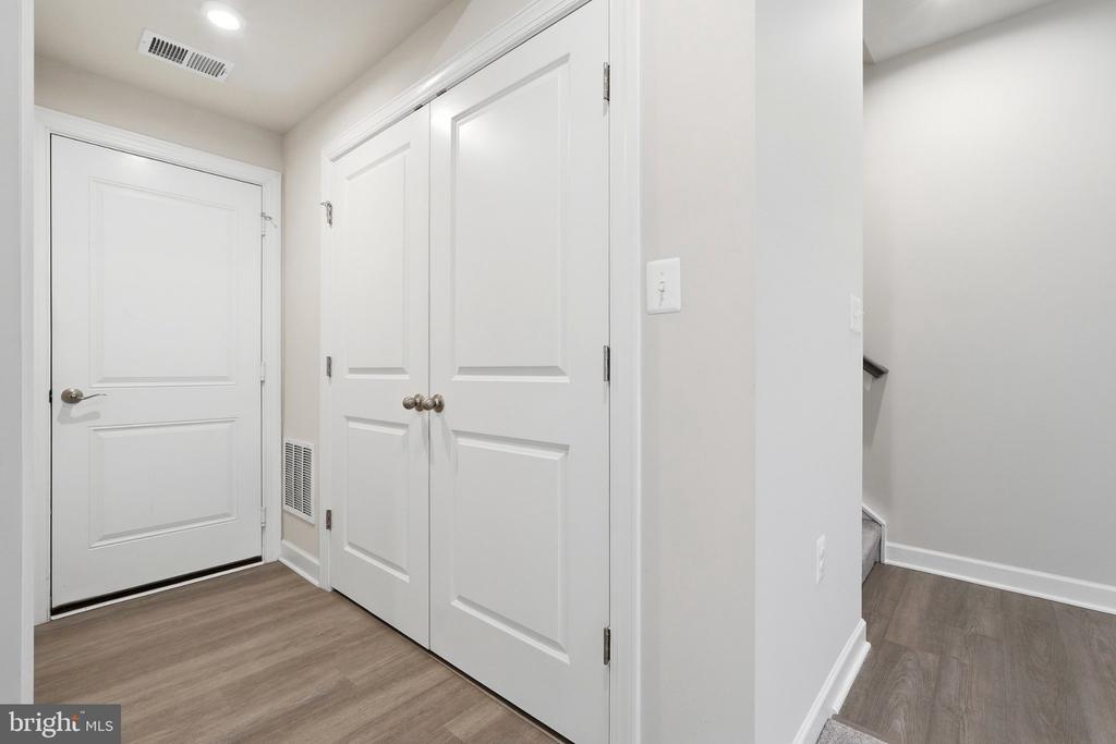 Hokie Ln, Alexandria, VA 22306
