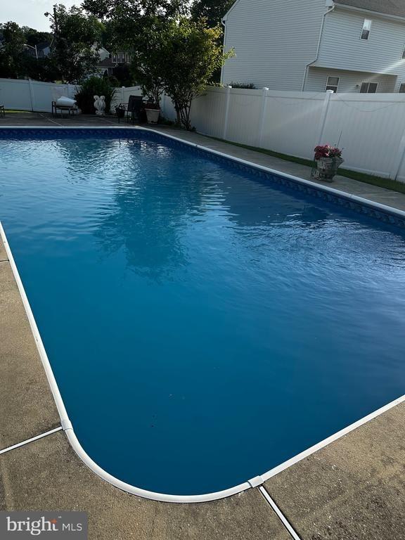 Treeline Dr, Woodbury, NJ 08096