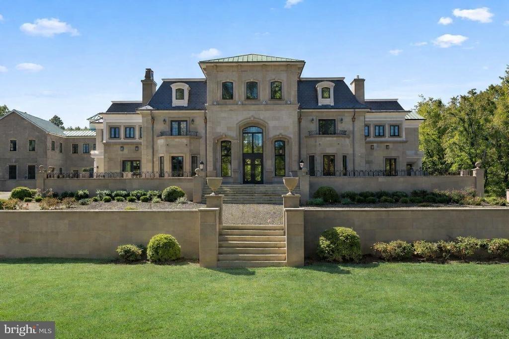 Riverton Rd, Cinnaminson, NJ 08077