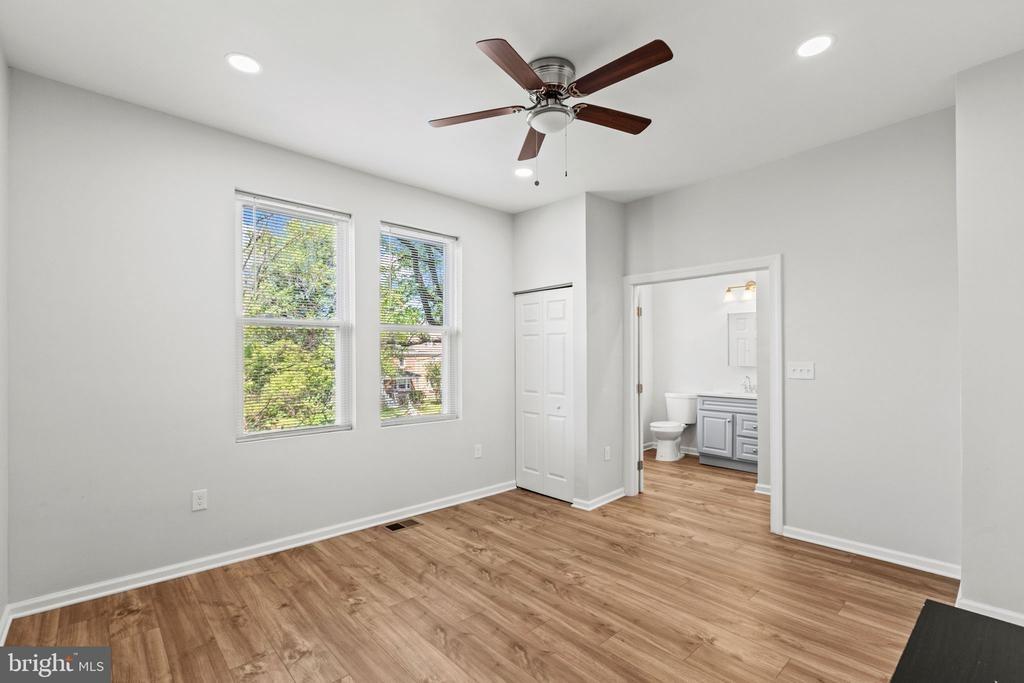 E 33rd St, Baltimore, MD 21218