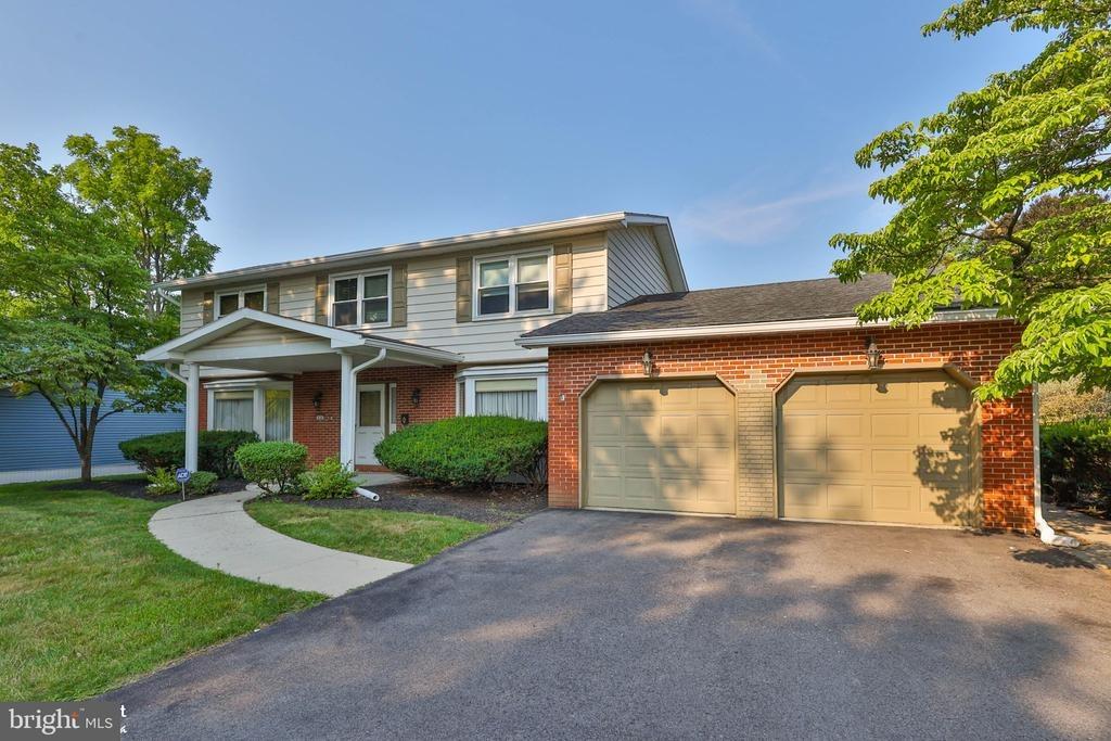 N Arch St, Allentown, PA 18104